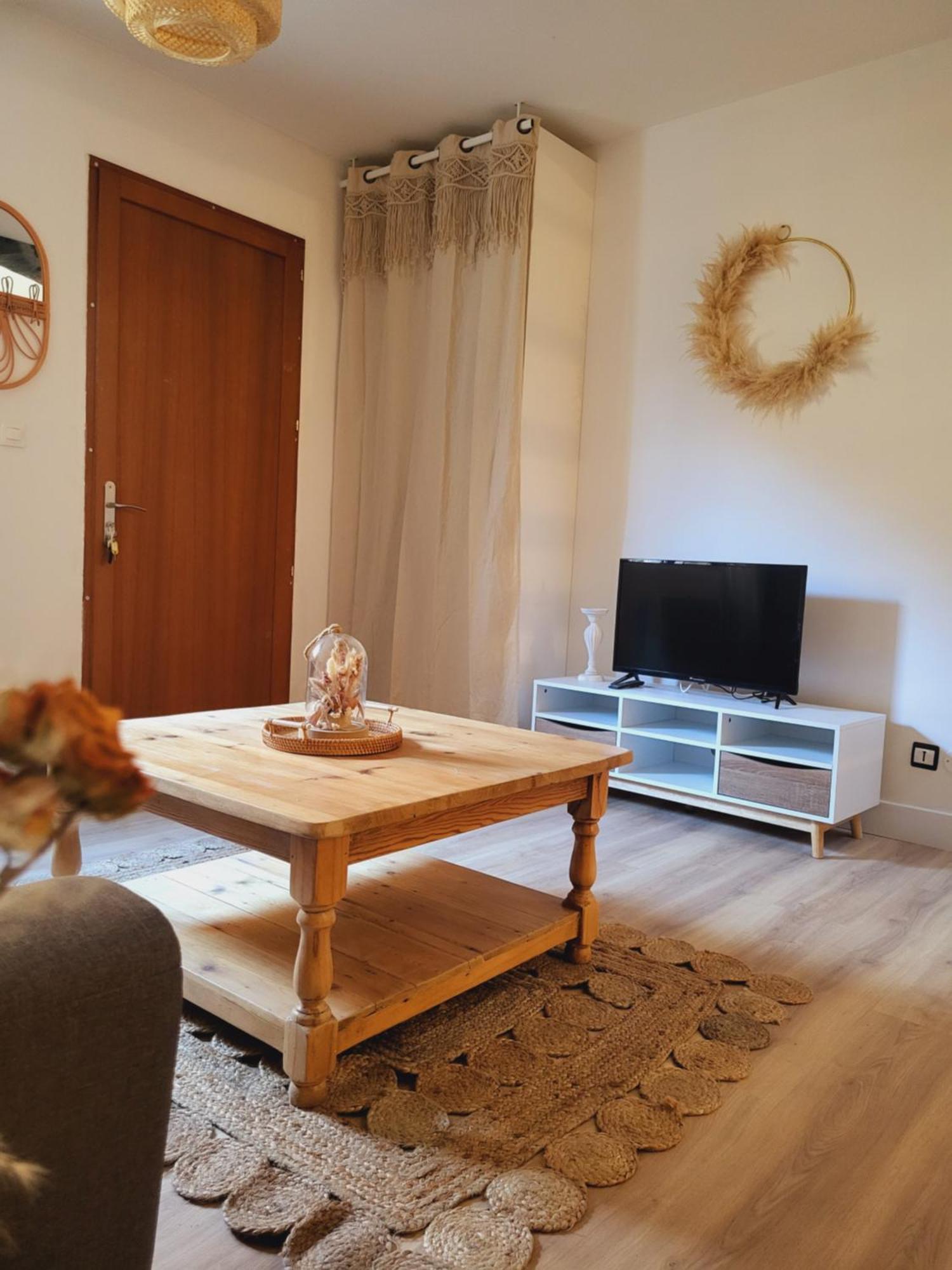 Maison De Village A La Decoration Boheme Jusqu'A 6 Personnes Viviers-lès-Montagnes エクステリア 写真